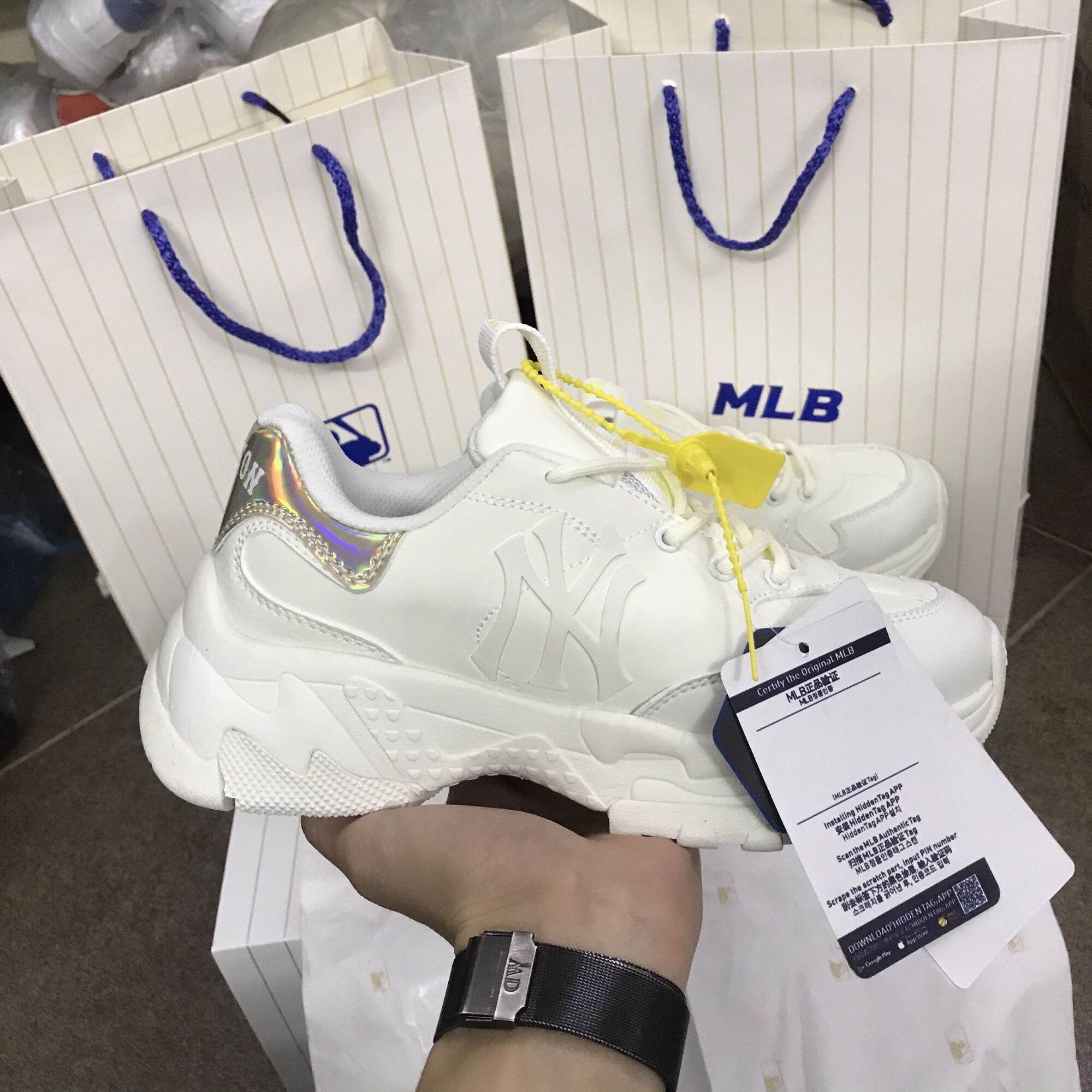 Giày MLB phối đồ gì hợp Phối đồ với giày MLB cho nam  nữ  TIKI