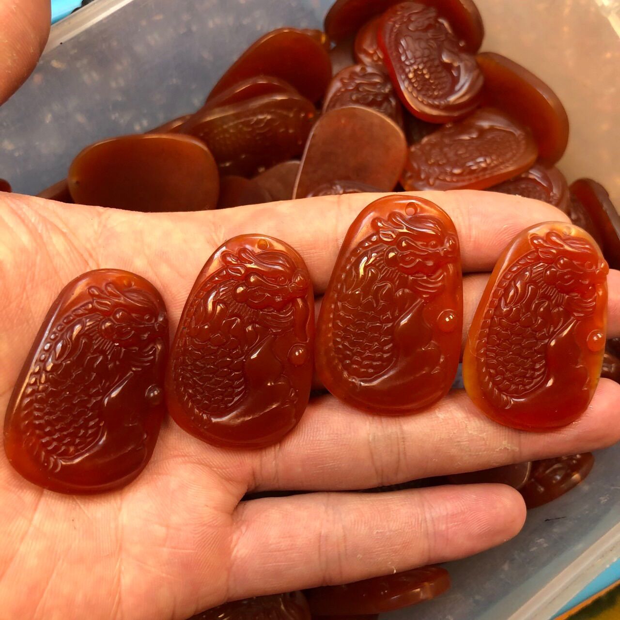 Mặt cá chép hoá rồng đá Ngọc Huyết