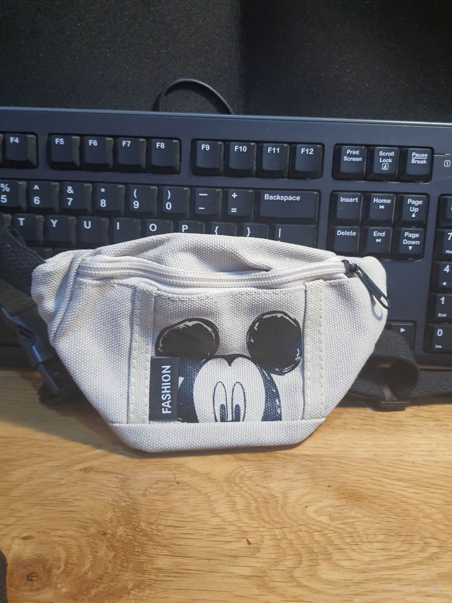 Túi đeo chéo bé trai Mickey