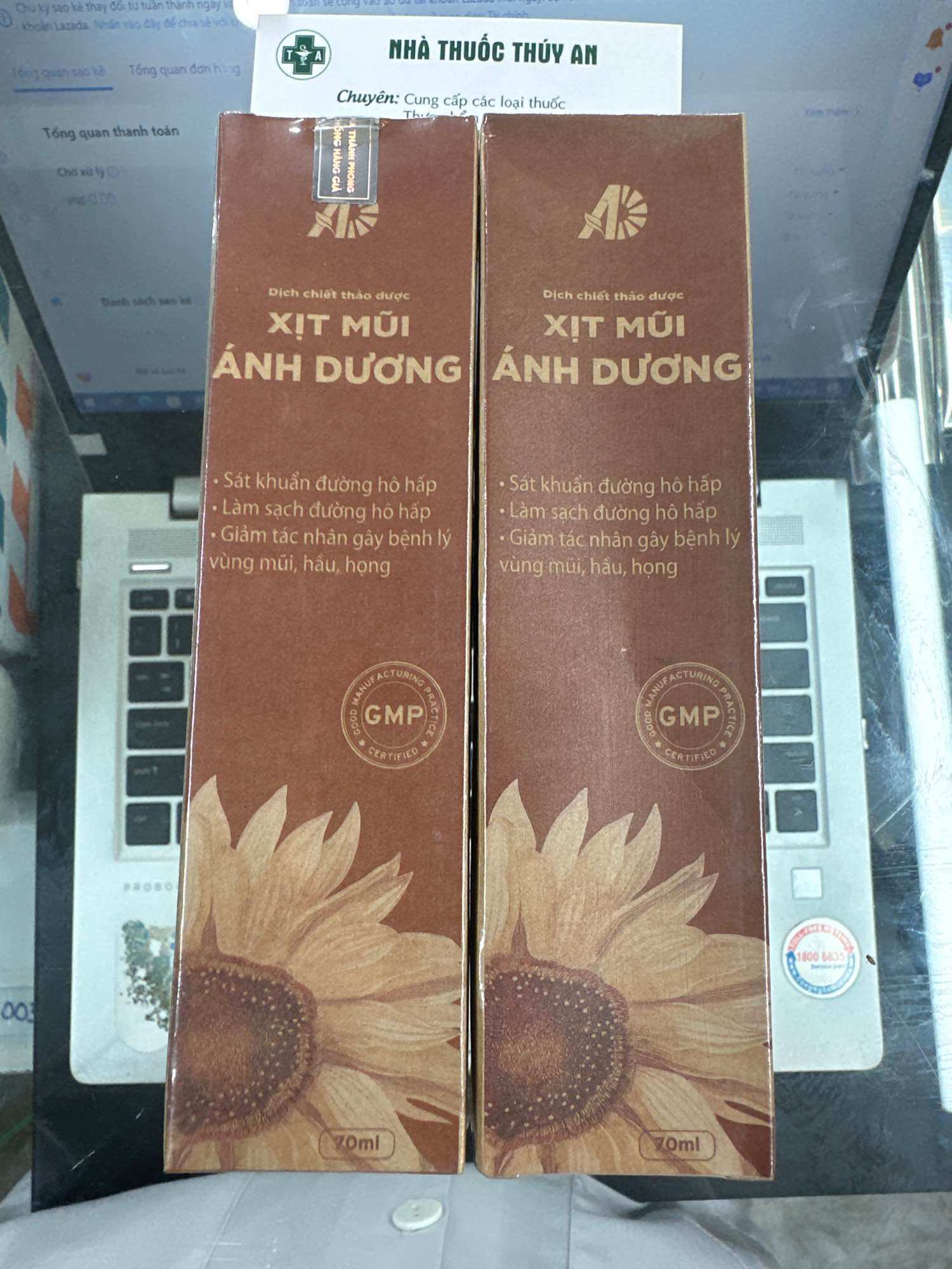 Xịt mũi thảo dược ánh dương