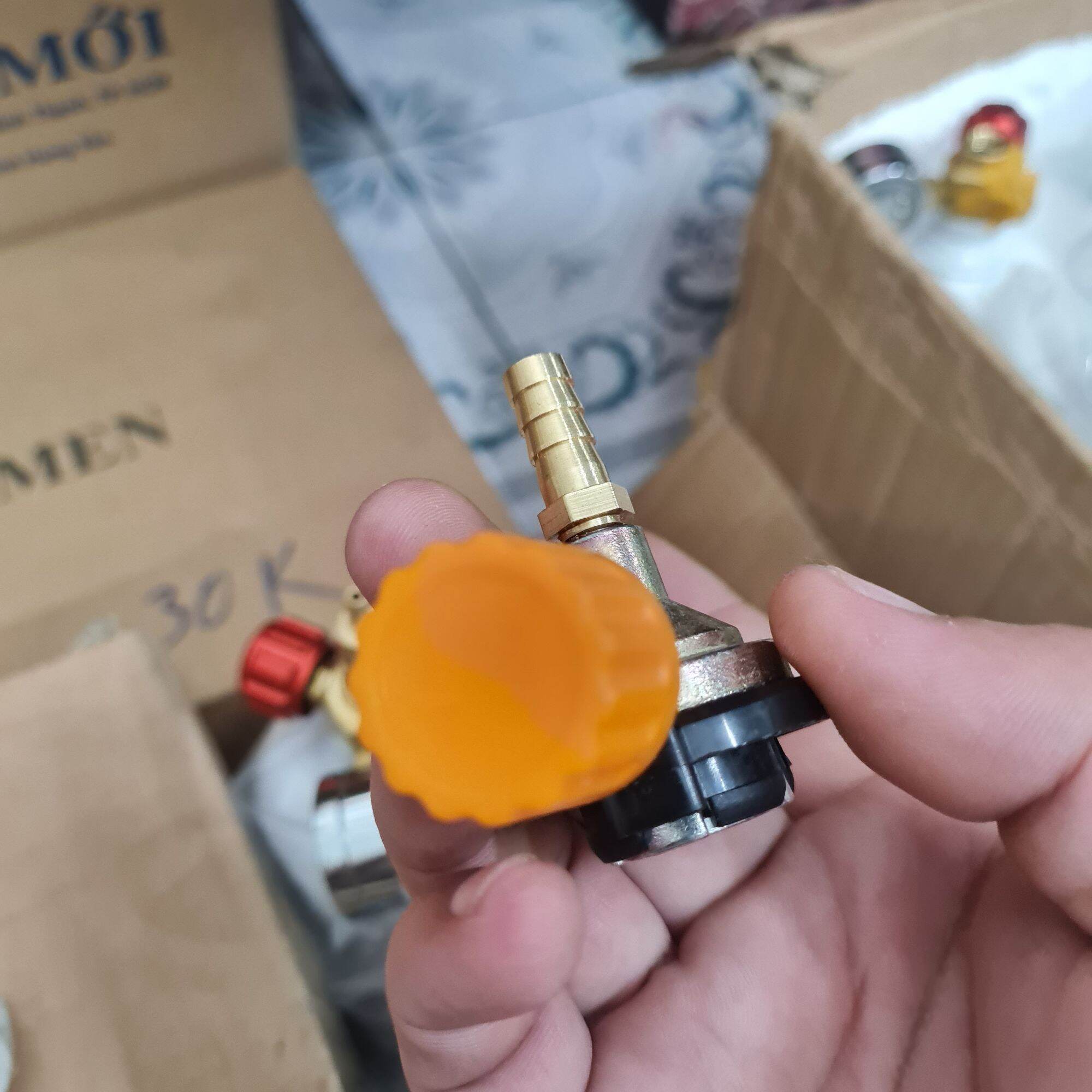 Khóa Đầu Bình Gas Du Lịch