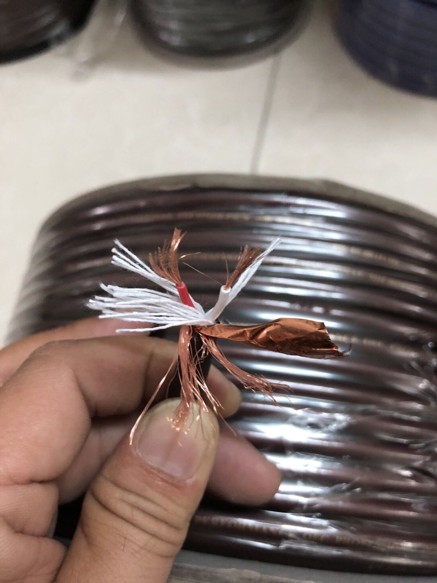 Dây tín hiệu Micro Lion OD: 7.0, dây đồng nguyên chất, giá mét