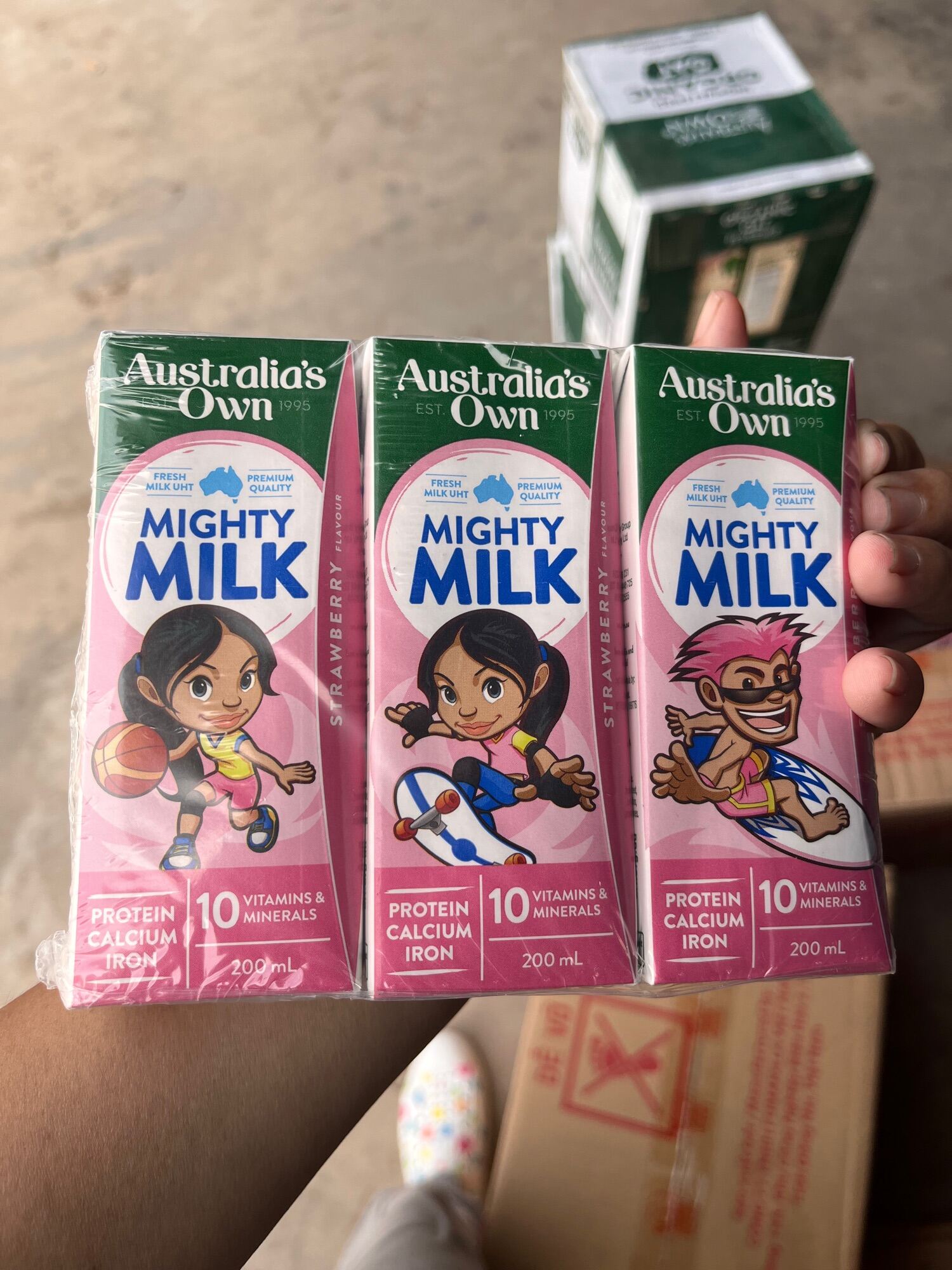 Sữa tươi Australia s Own mighty 200ml 24h 1th