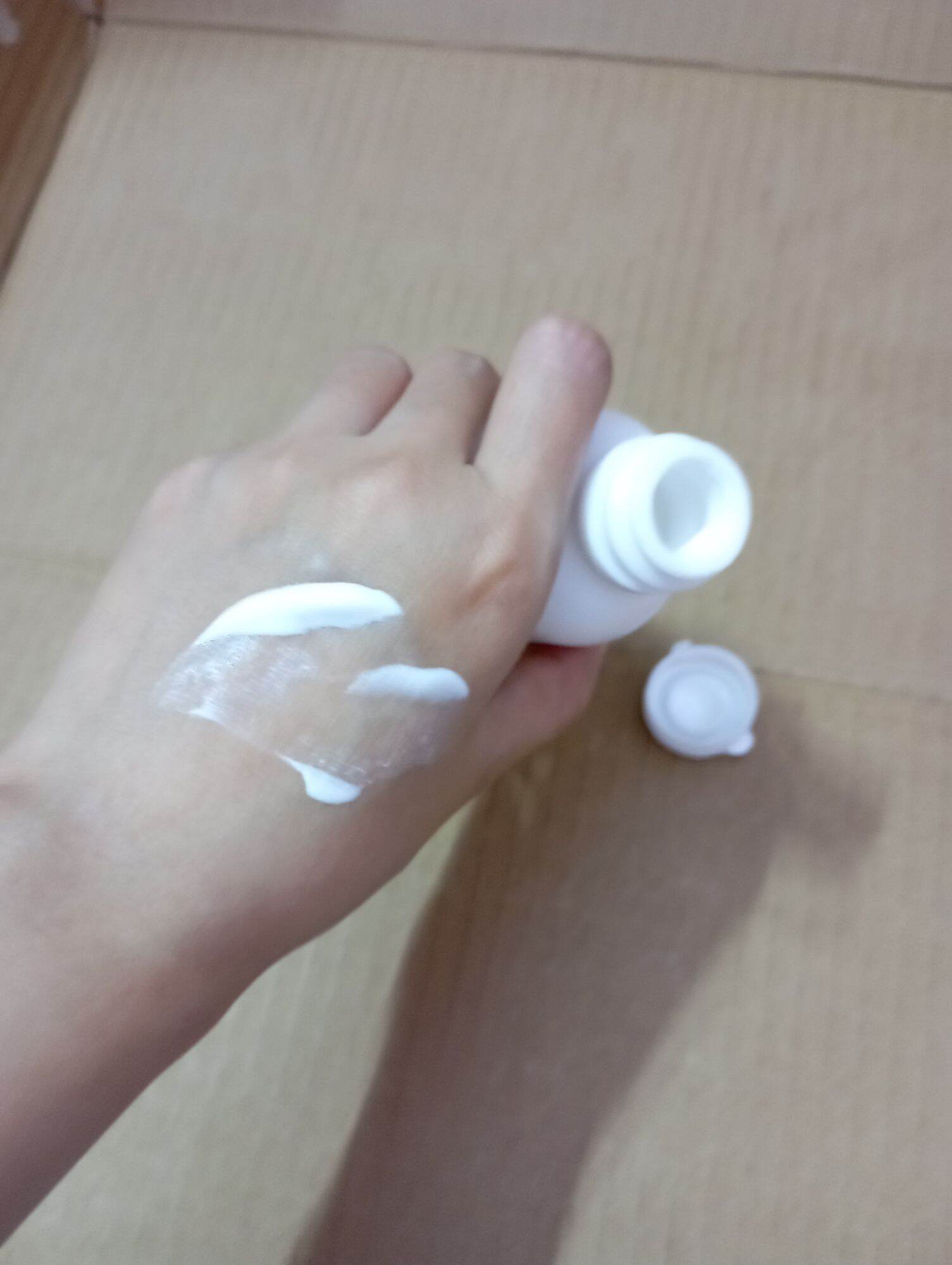 kem sữa non, cấp ẩm, dưỡng trắng, mịn da 100ml
