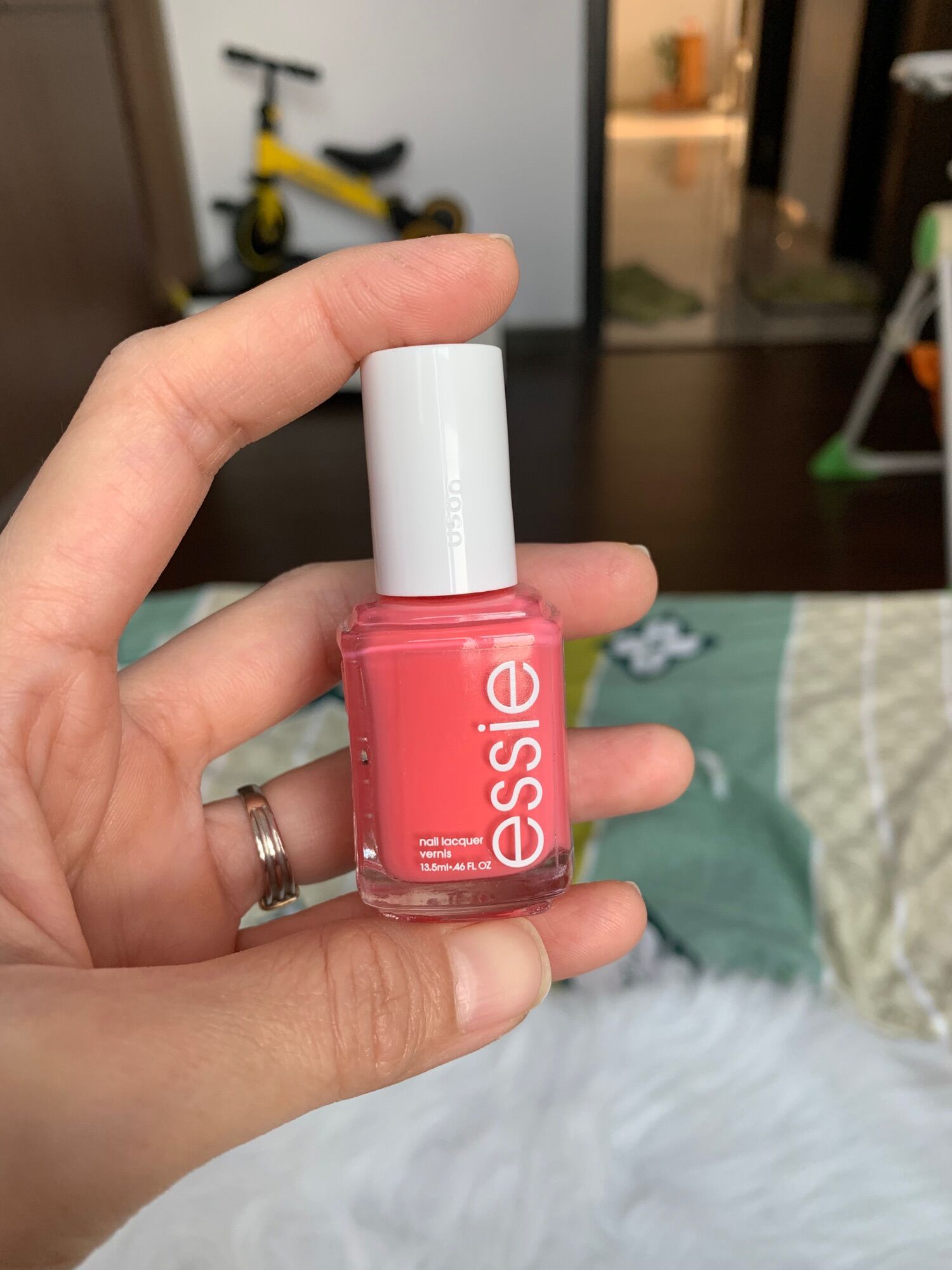 (Mua 2 tặng 1) Sơn Essie dòng nail lacquer vernis - USA