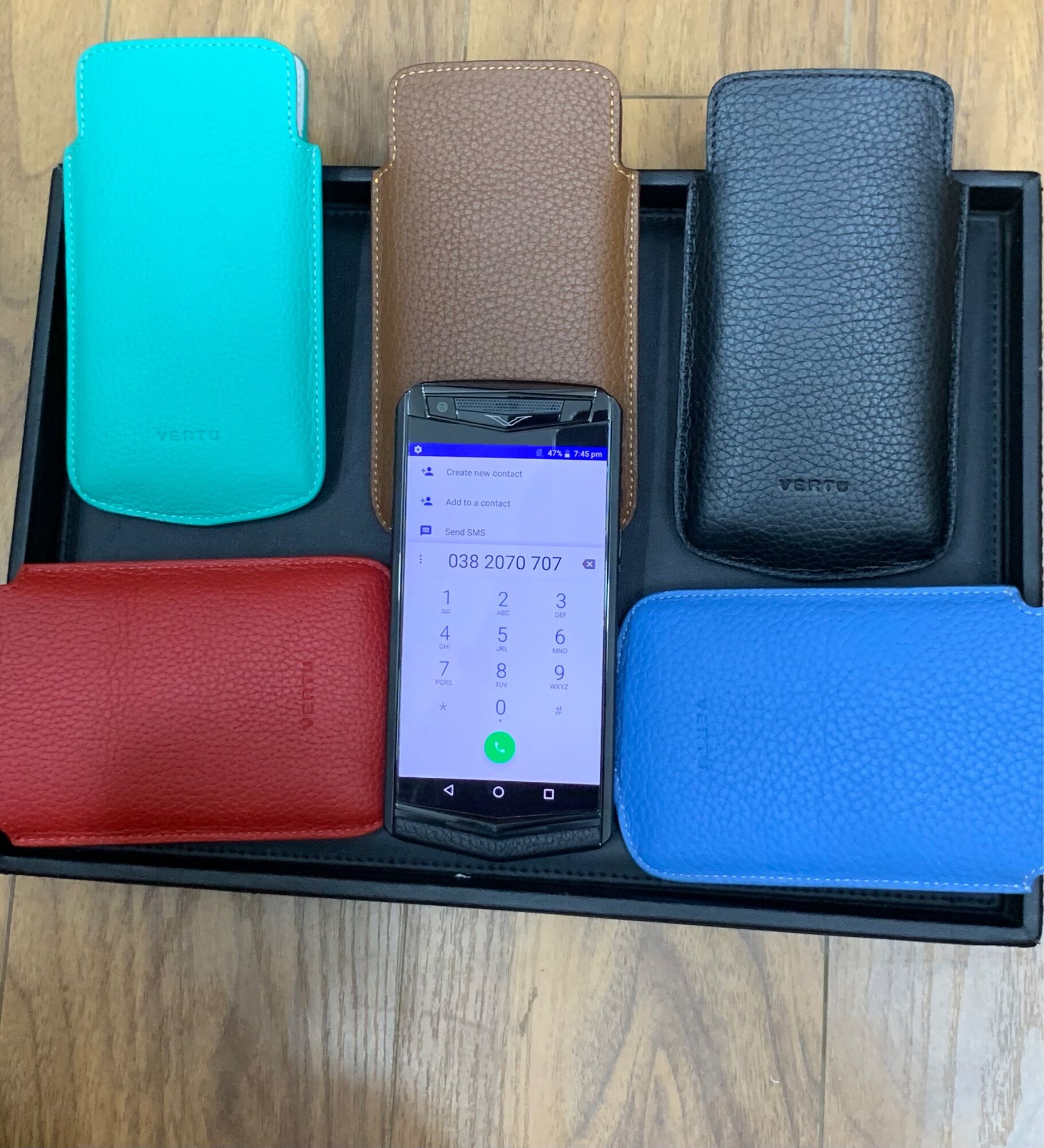 Bao da điện thoại vertu Aster P