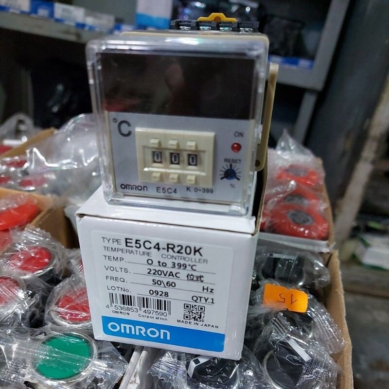 Đồng hồ nhiệt độ omron e5c4-r20k