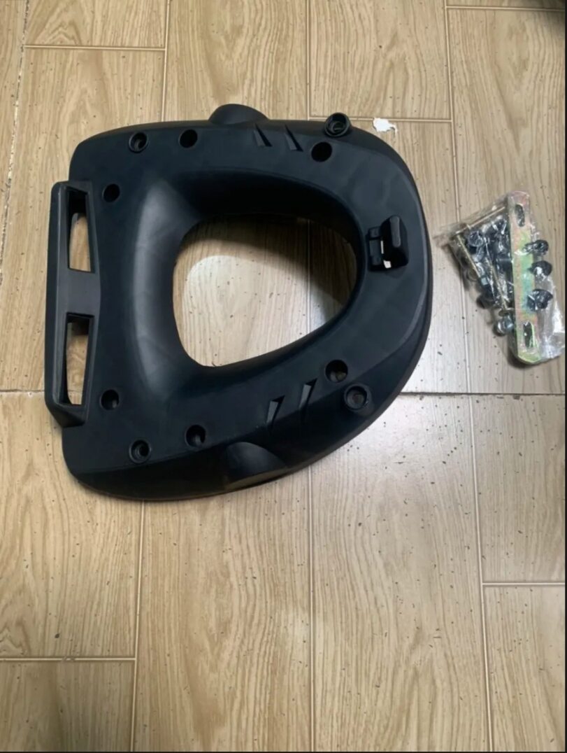 Đế gắn thùng givi M5M