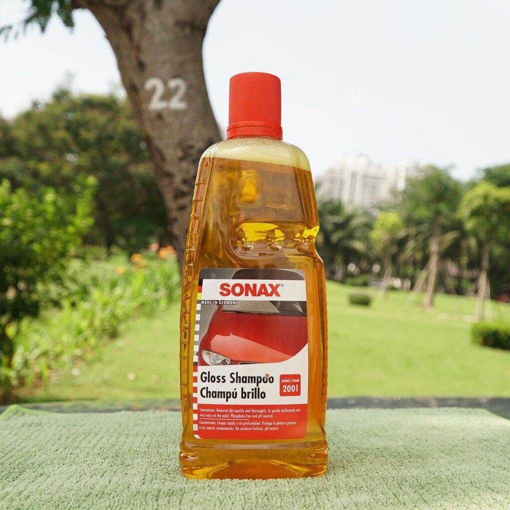 Nước rửa xe đậm đặc bóng sơn Sonax Gloss Shampoo (chai 1000ml) Germany/Đức