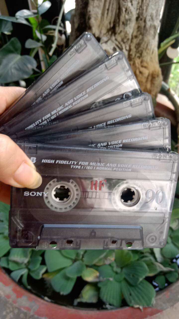 5 cuốn băng cassette sony 1 nước, băng kinh phật..v.v
