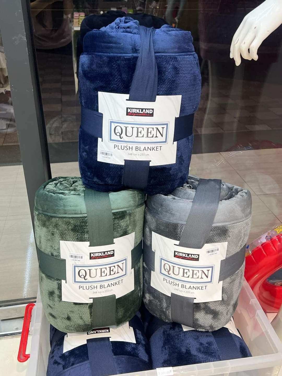 Chăn lông cừu Queen KirkLand