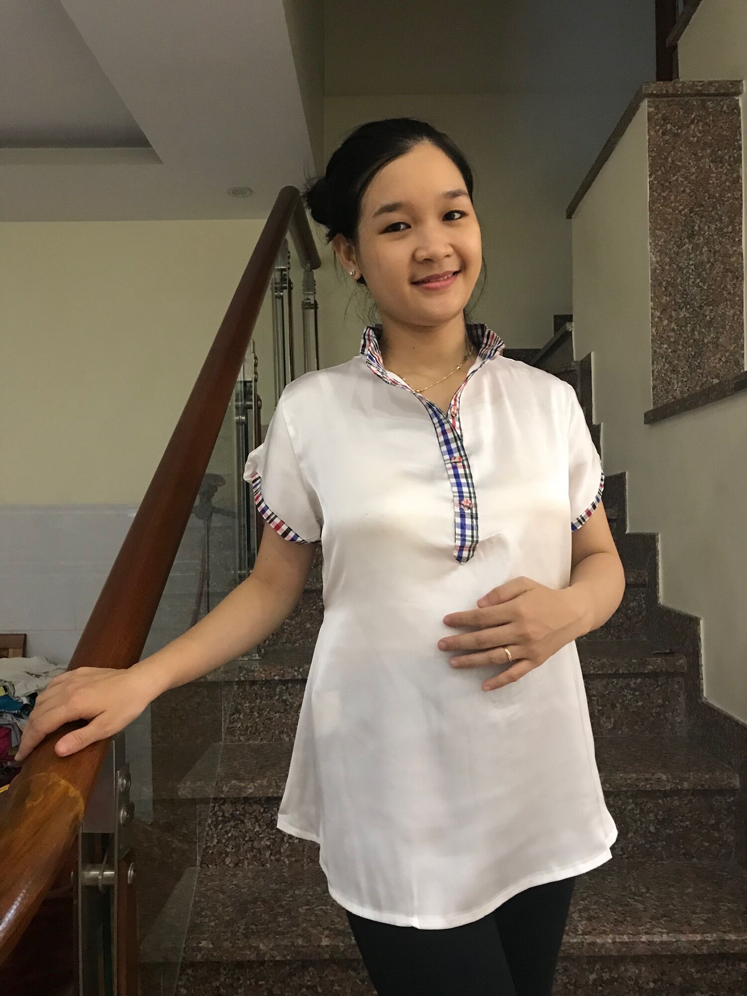 Áo bầu lụa cổ trụ