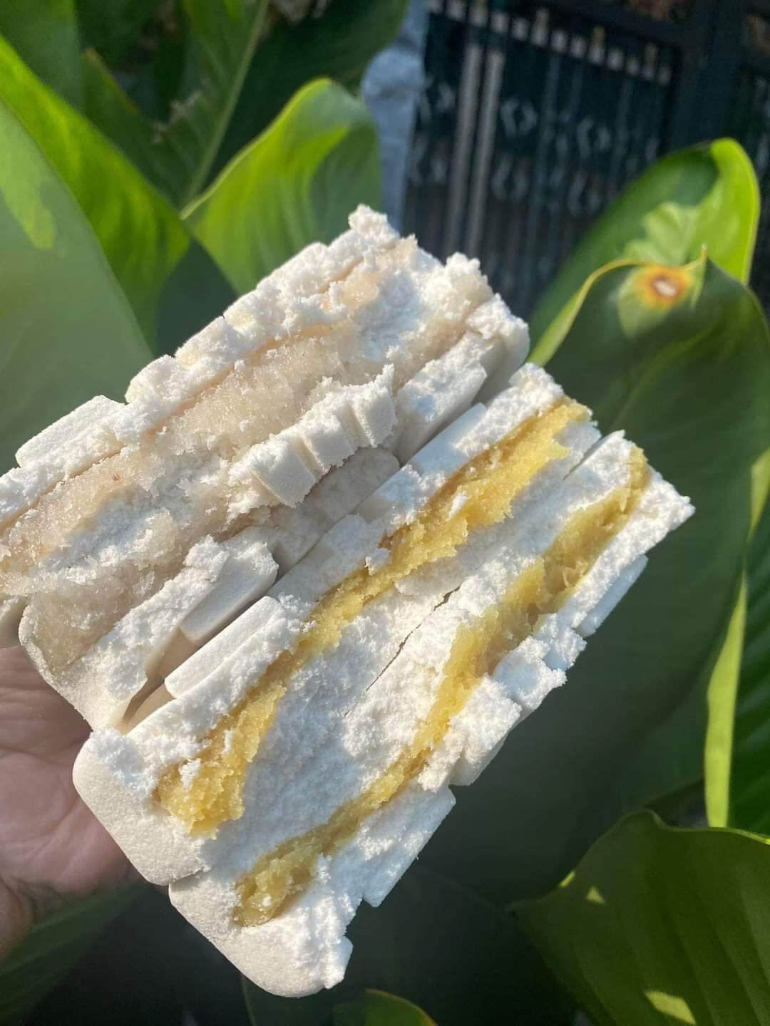 Combo 4 cái bánh in nhân dừa (250g x4)