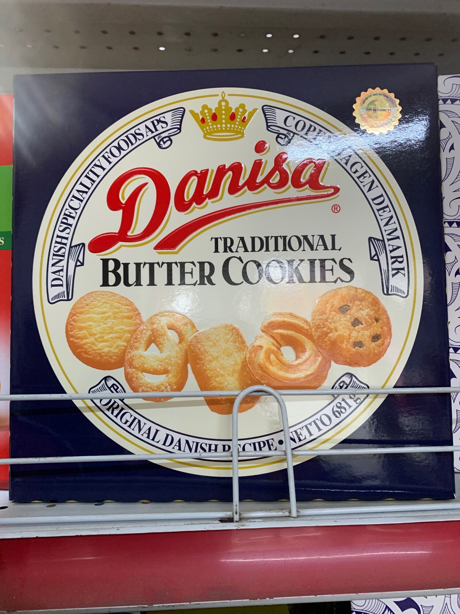 Bánh Danisa 681 g hộp thiếc có túi sách