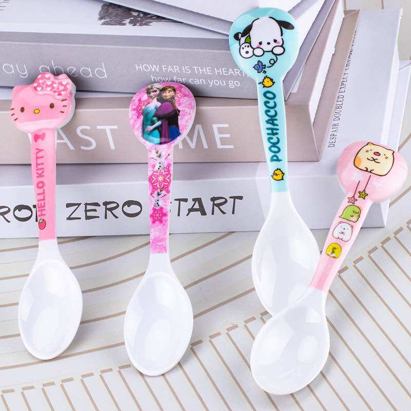 Muỗng thìa 3D Hello Kitty - Doremon Doraemon
