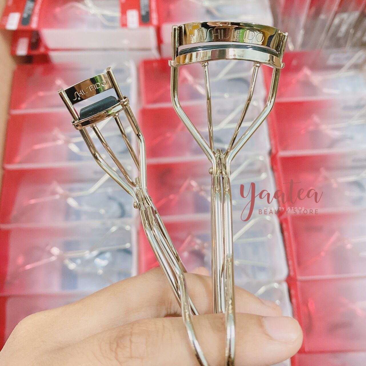 Bấm mi Shiseido