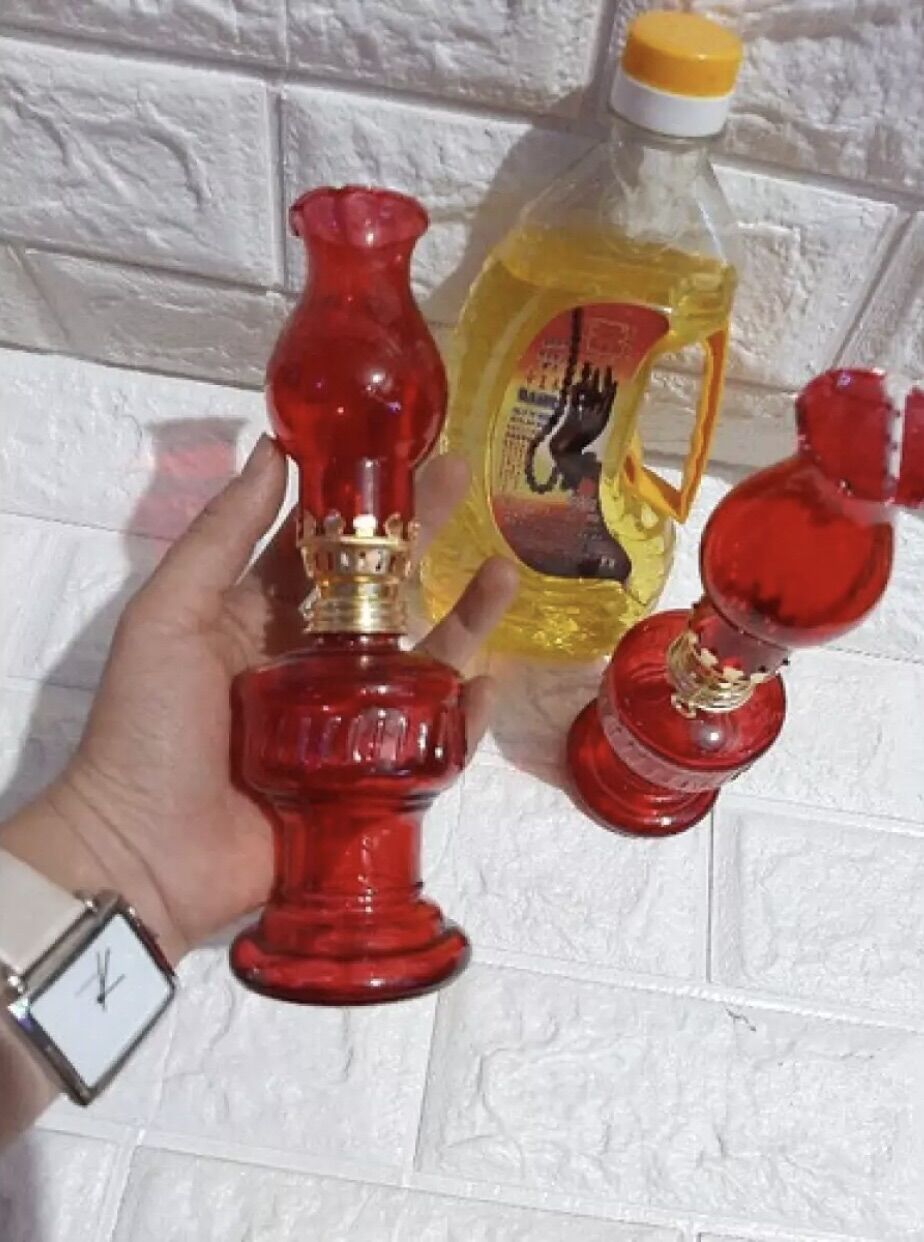 Đôi Đèn Dầu Thuỷ Tinh Màu Đỏ- Cao 20cm