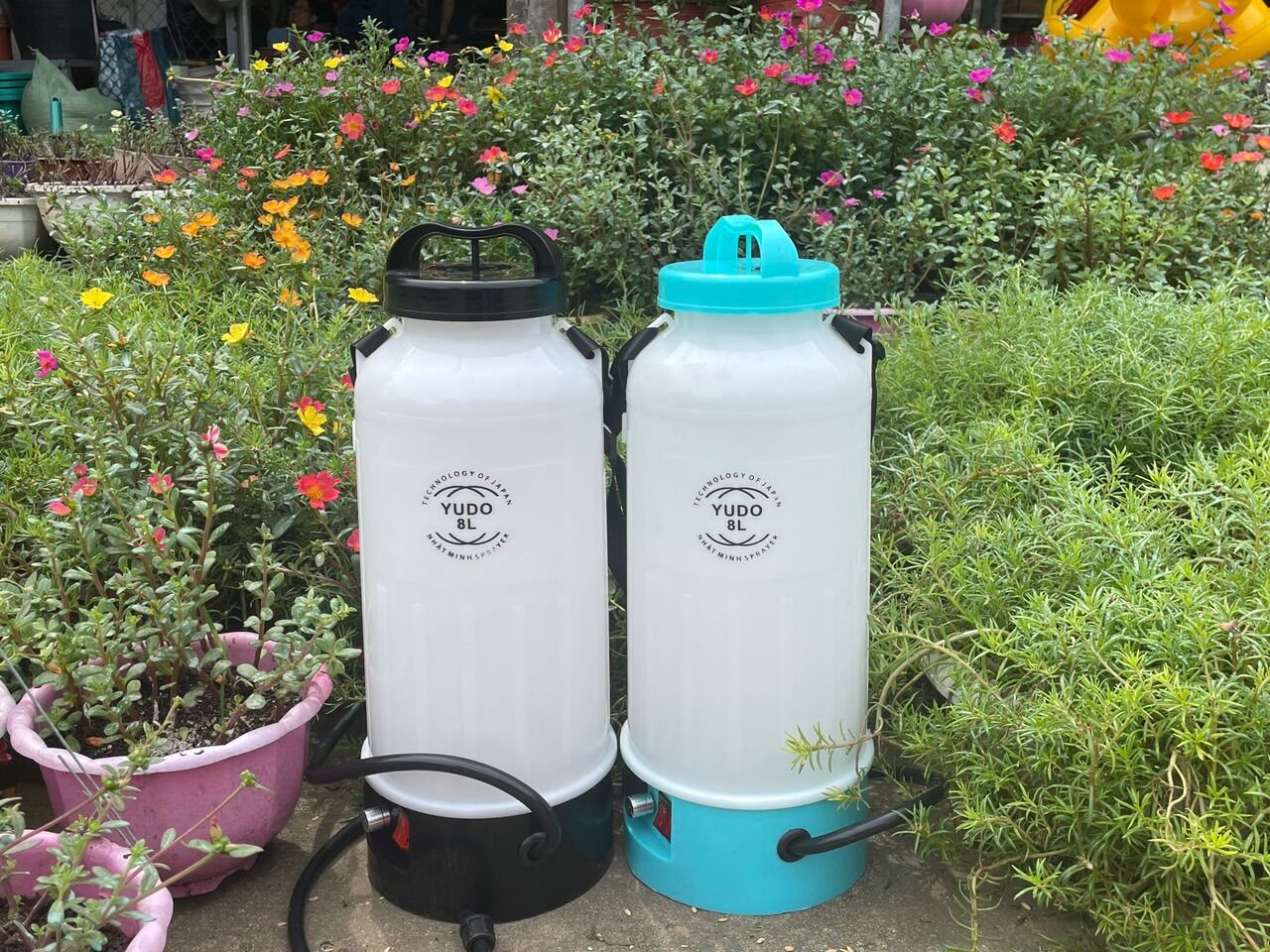 Bình phun sương điện 8L tưới cây phun xịt thuốc trừ sâu trừ cỏ - YUDO