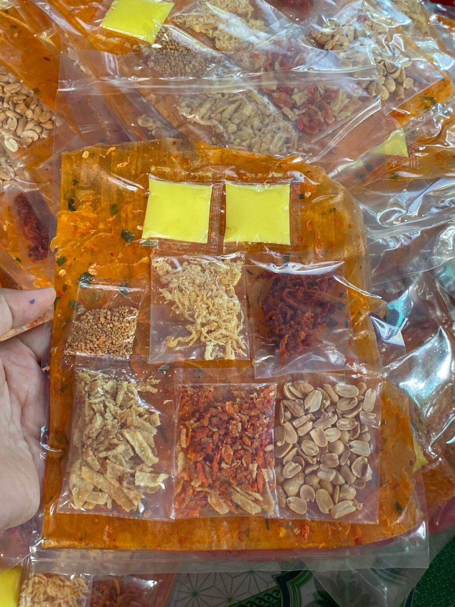 BÁNH TRÁNG DẺO BƠ 7 VỊ LONG AN