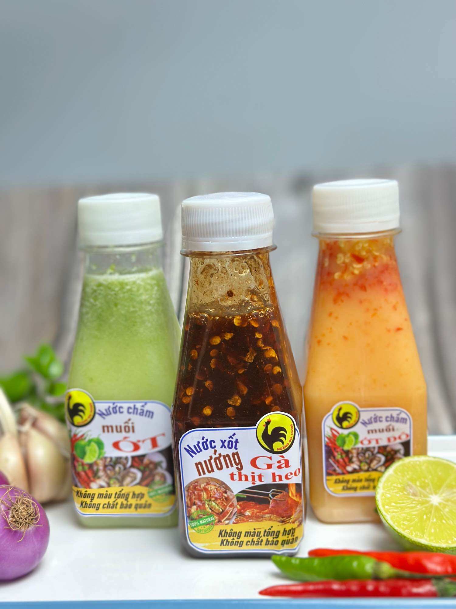 Combo 3 chai chấm - xốt HOÀNG GIA: nước chấm muốt ớt đỏ, nước chấm muối ớt xanh và Nước xốt chấm/ướp, nước chấm thần thánh, nước chấm hải sản,…
