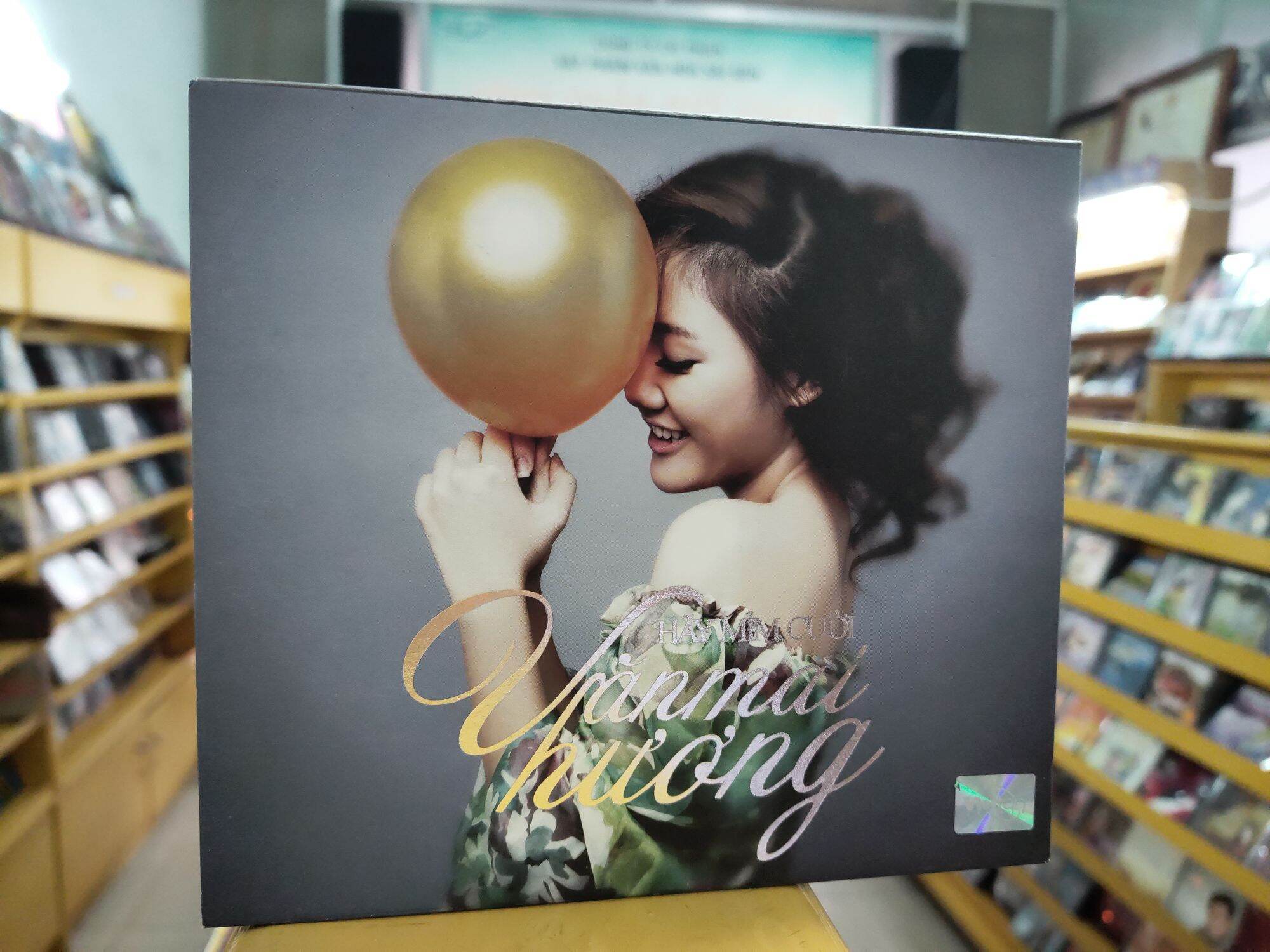 Cd& dvd văn mai hương - hãy mỉm cười