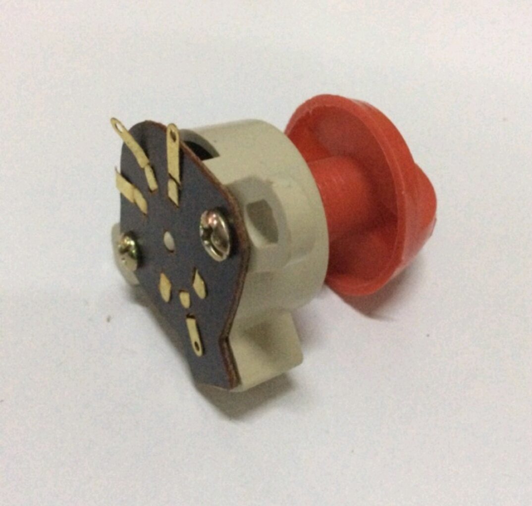 Combo 2 cái công tắc quạt đứng lỡ