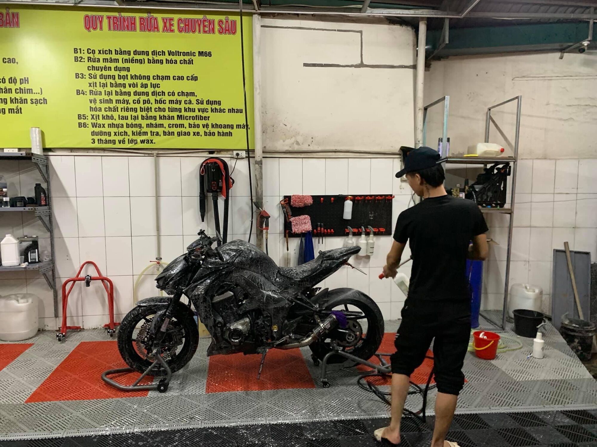 Ben nâng trước PKL