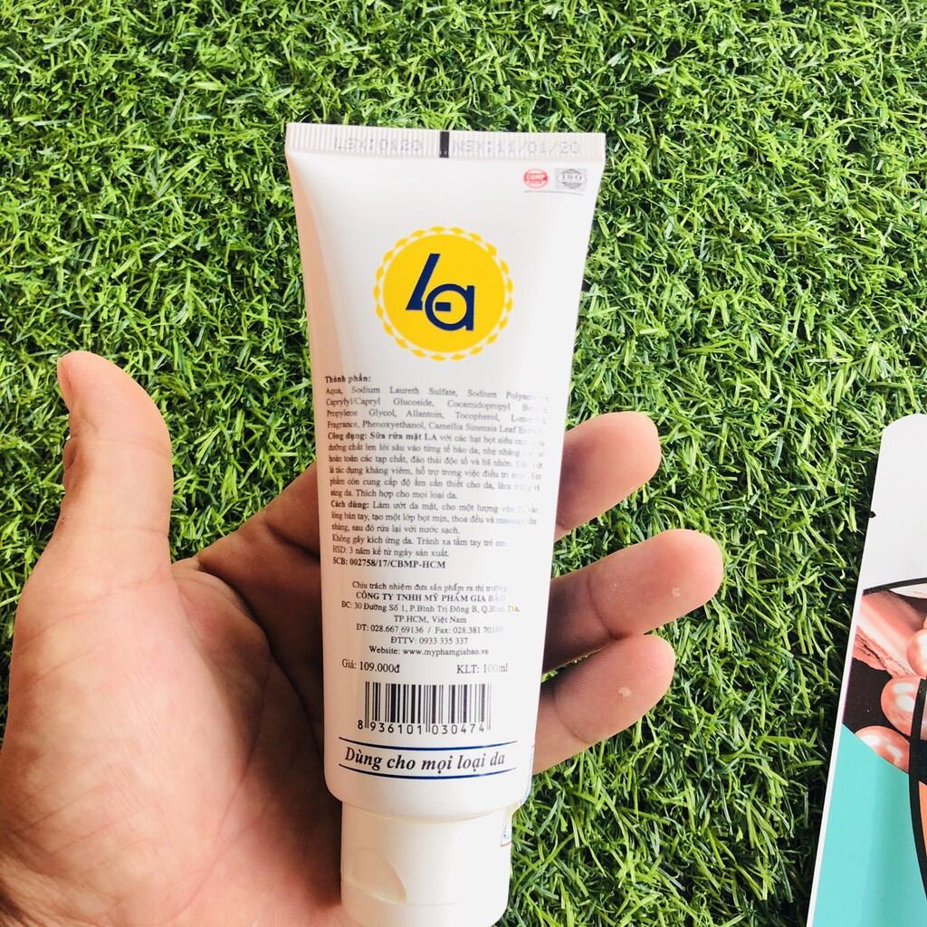 sữa rửa mặt LA Deluxe 100ml