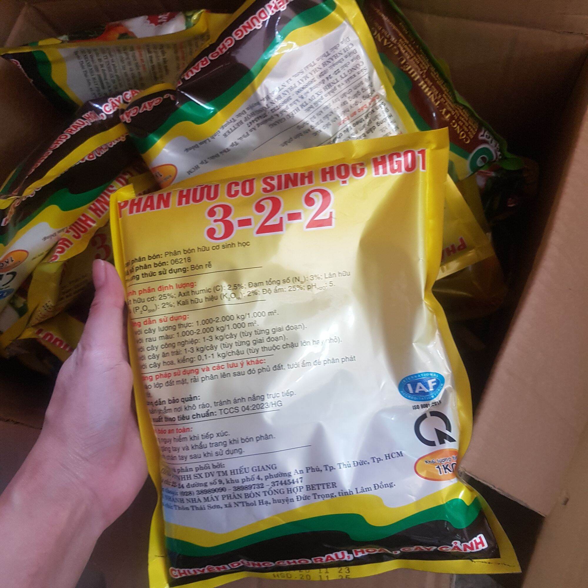 Phân hữu cơ Better 3.2.2 (1ký)