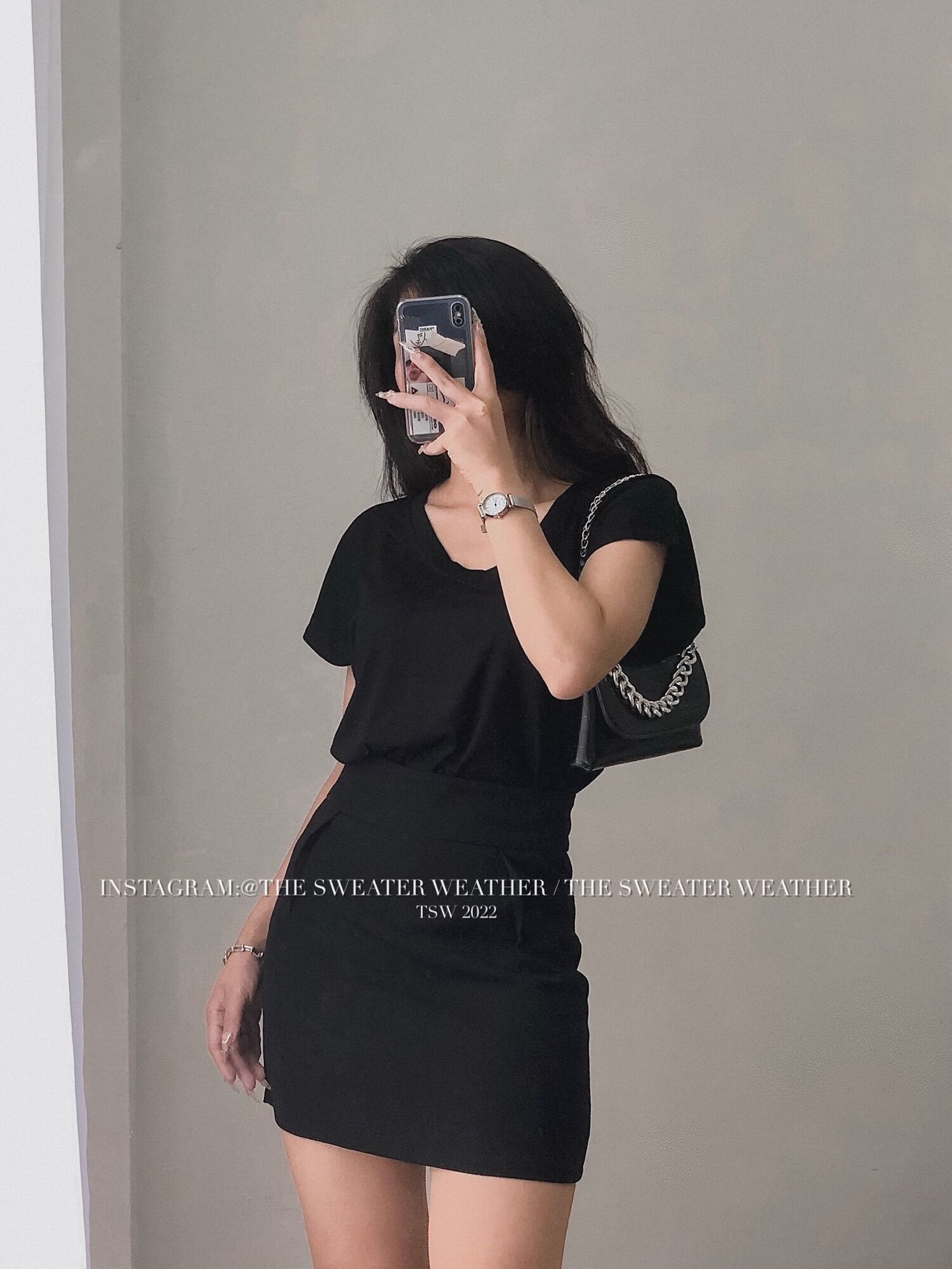 Áo phông trơn cổ V tay vát basic the.sweaterweather TSW