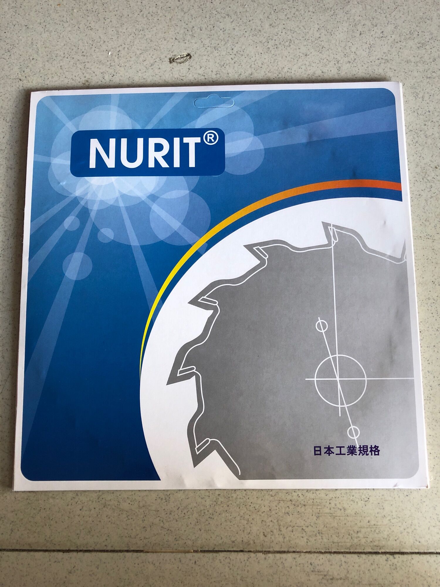 Lưỡi cắt cỏ tròn Nurit 250mm