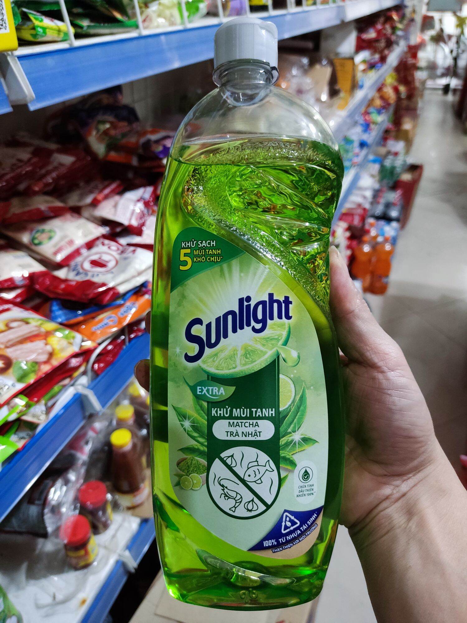 Nước rửa chén Sunlight trà xanh chai 400g
