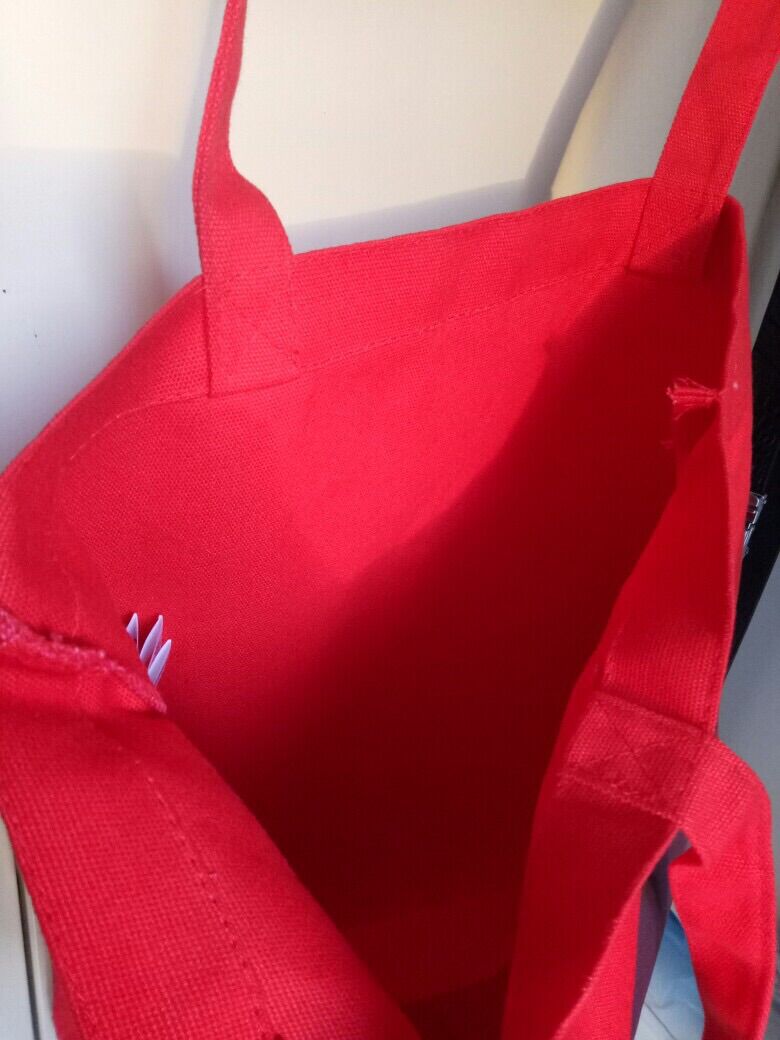 Túi tote Angry bird huggies