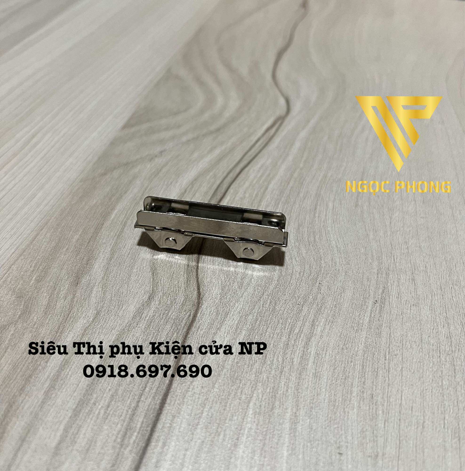 [ 5 cái ] Bánh xe đôi tủ kính lùa 3-5mm