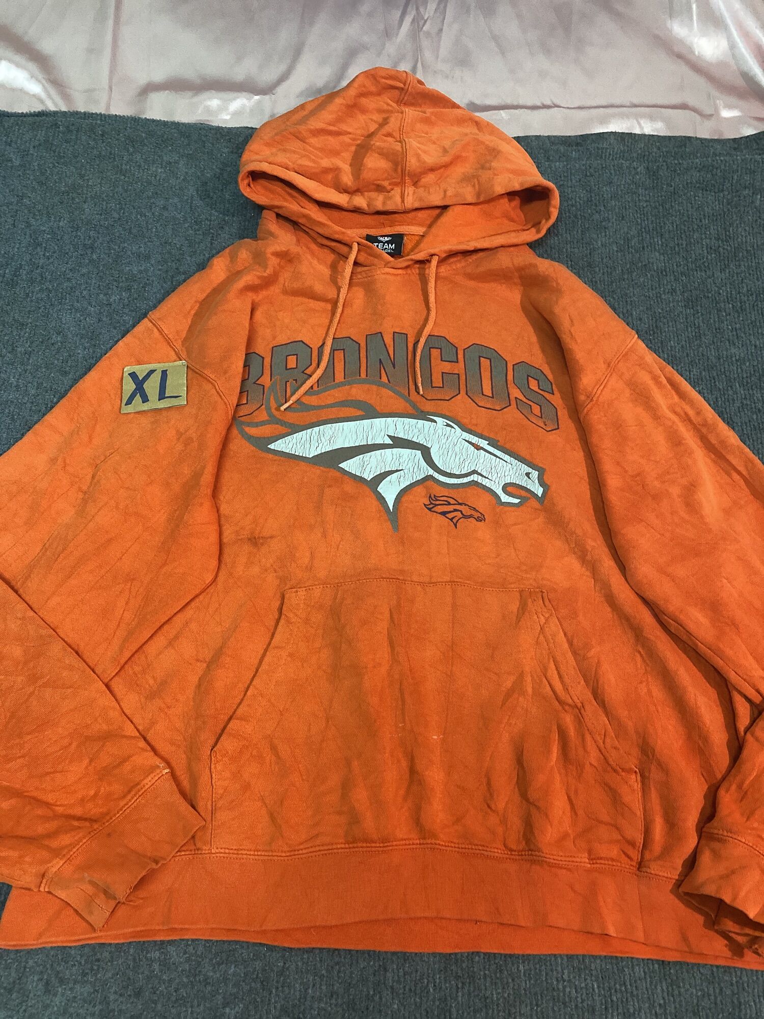 Áo Hoodie 2hand - Hoodie Secondhand được lựa mẫu có độ mới từ 70-99%