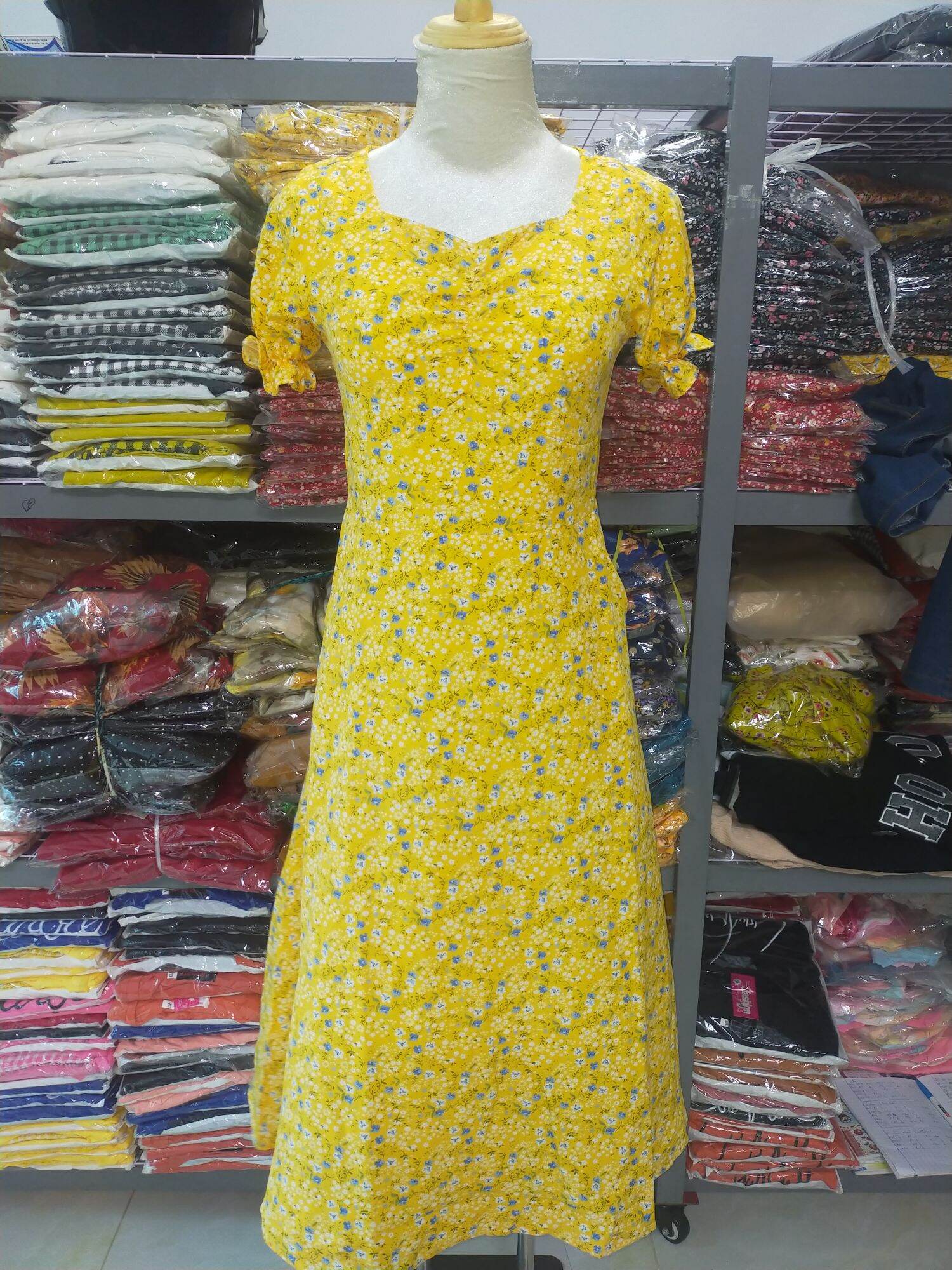 Đầm Hoa Nhí Chất Lụa Size M đến XXL Có Túi.