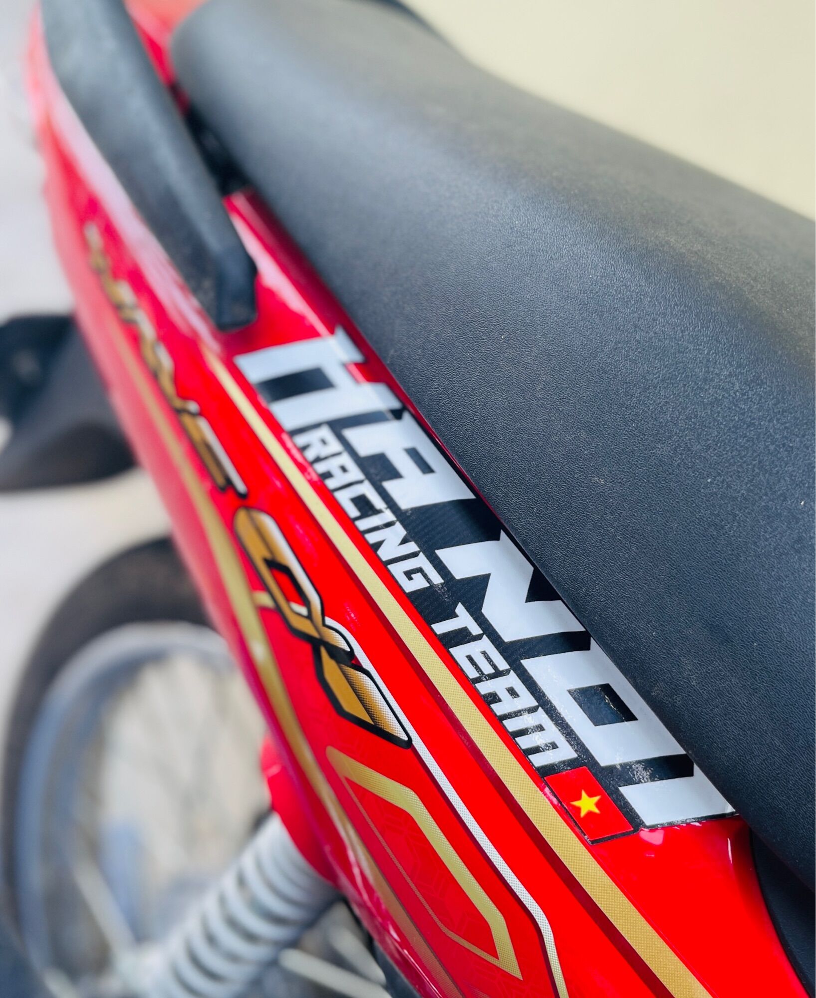 Tem Ha Noi Racing Kích Thước 20cm Trang Trí Xe