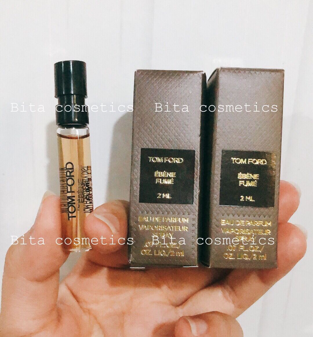 Vial/mẫu thử tomford ebene fume 2ml mới - Unisex 