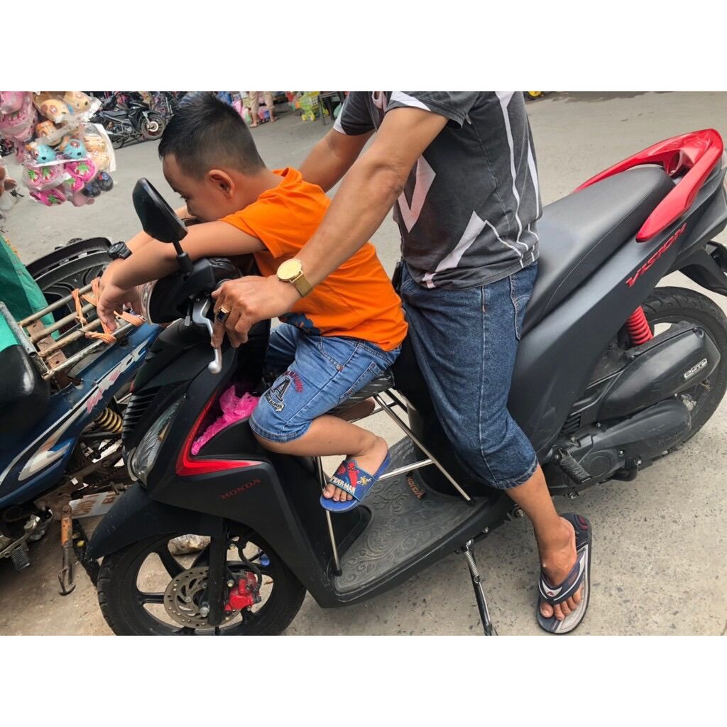 Ghế ĐÔN đi xe máy cho bé xe Tay Ga cho bé 2-5 tuổi.Chịu lực 60kg