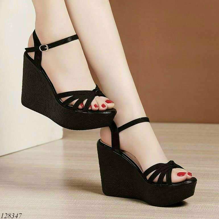 giày sandal đế xuồng quai dây cao cấp