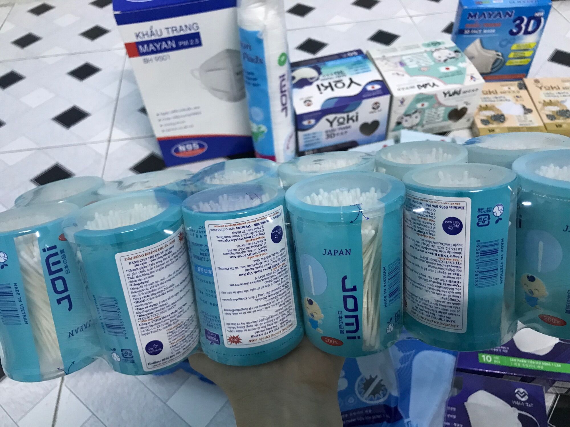 Combo 1 lốc 12 hộp Tăm Bông Kháng Khuẩn Jomi dành cho Trẻ Sơ Sinh