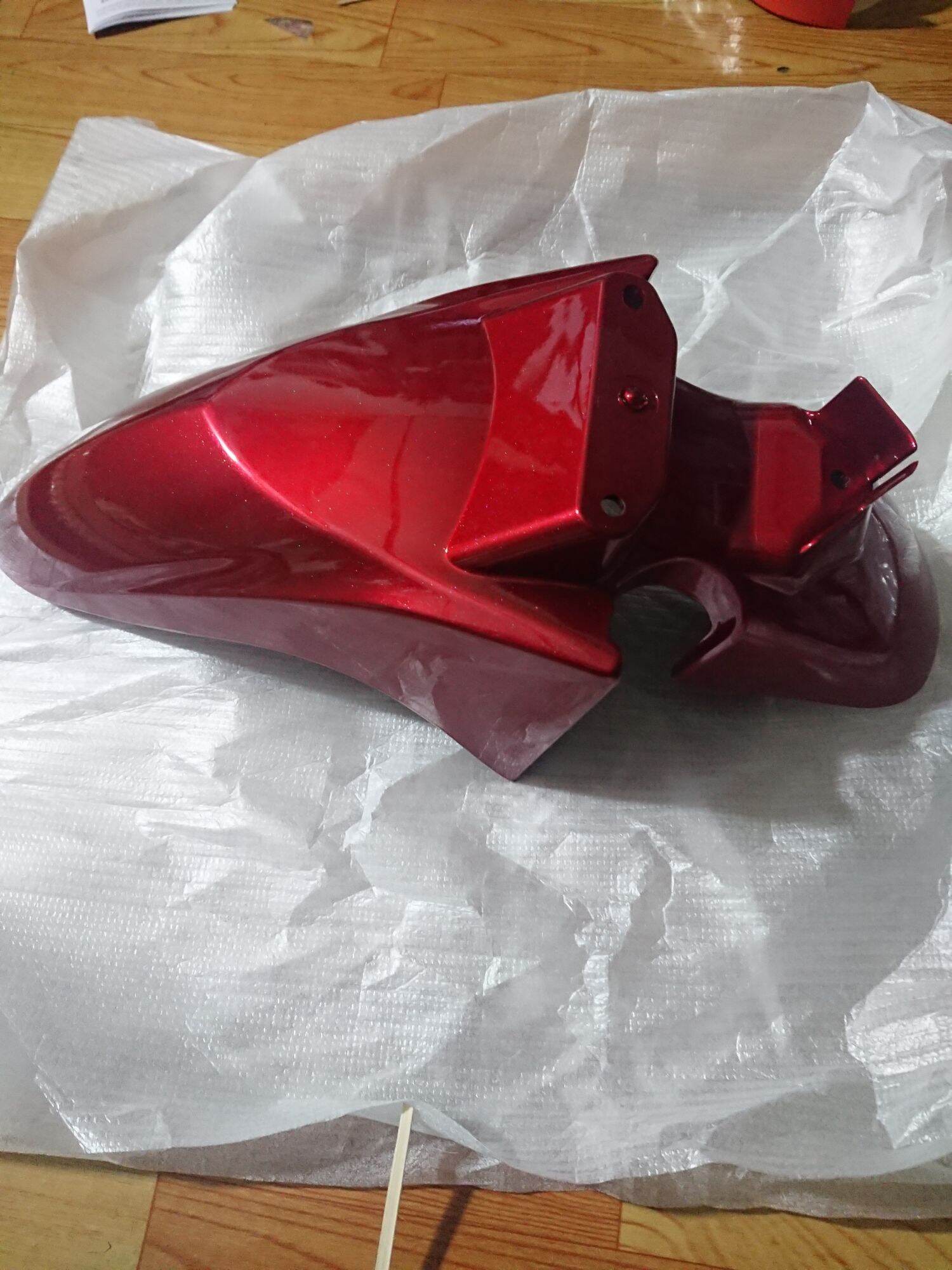 Dè trước click 110 đời đầu zin honda / chắn bùn trước click 2010