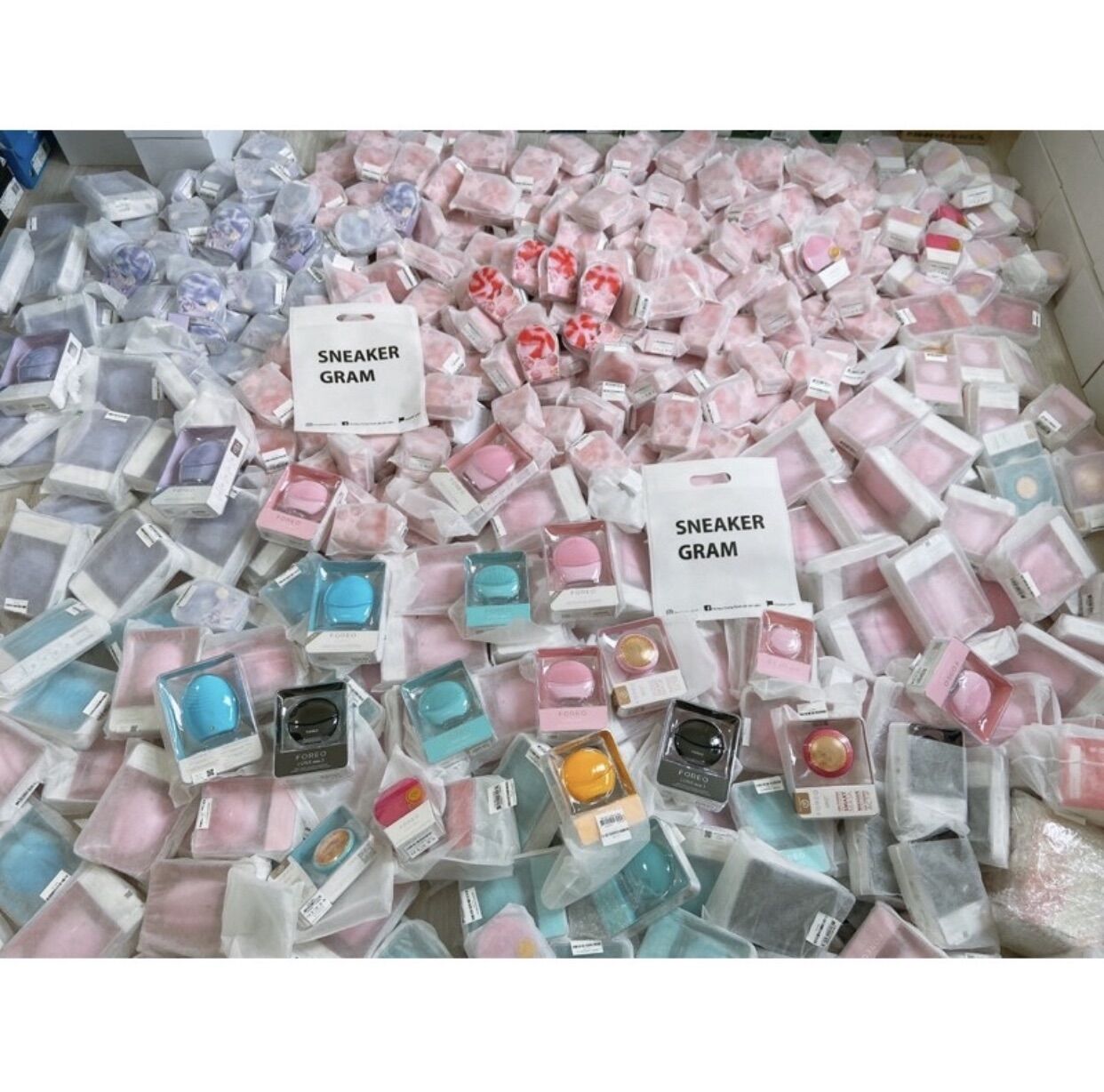 Máy đắp mặt nạ 90s FOREO UFO 1 (Đủ Bill - Free BH 2 năm)
