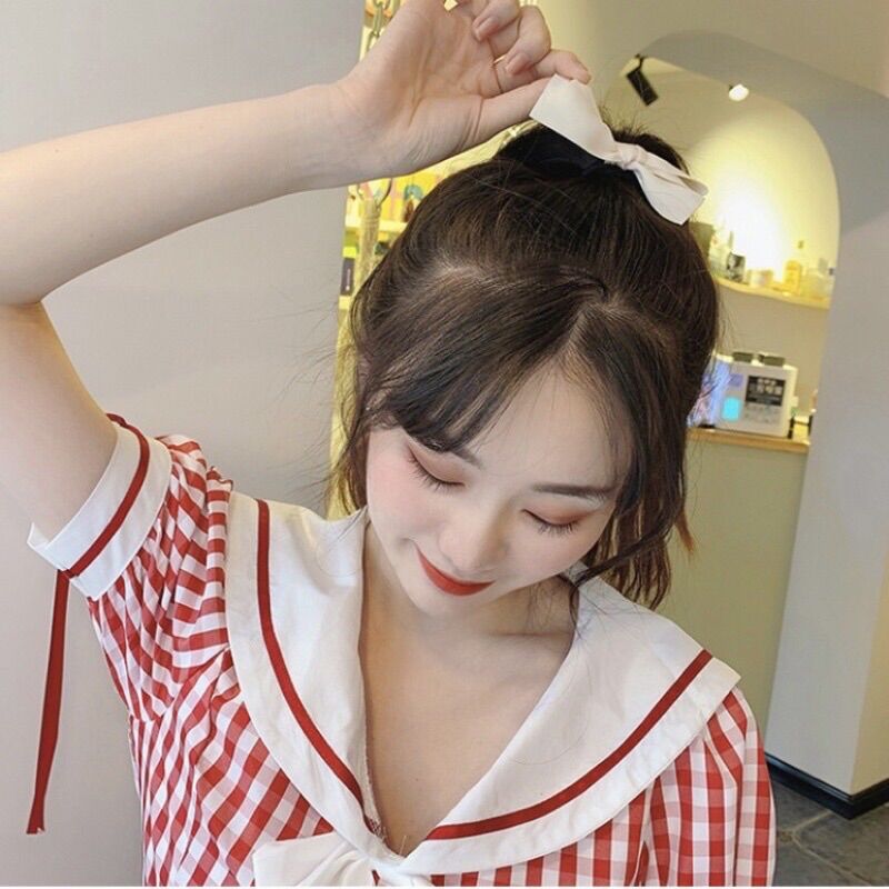Cột tóc xinh xắn