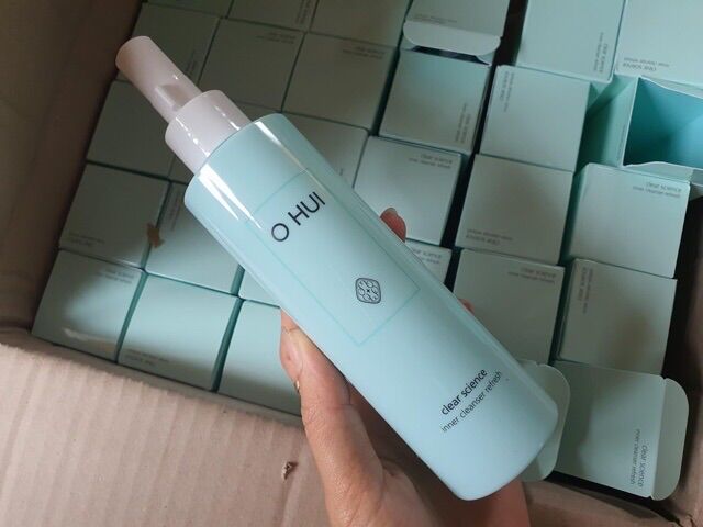 Dung dịch vệ sinh Ohui cao cấp 200ml tách set