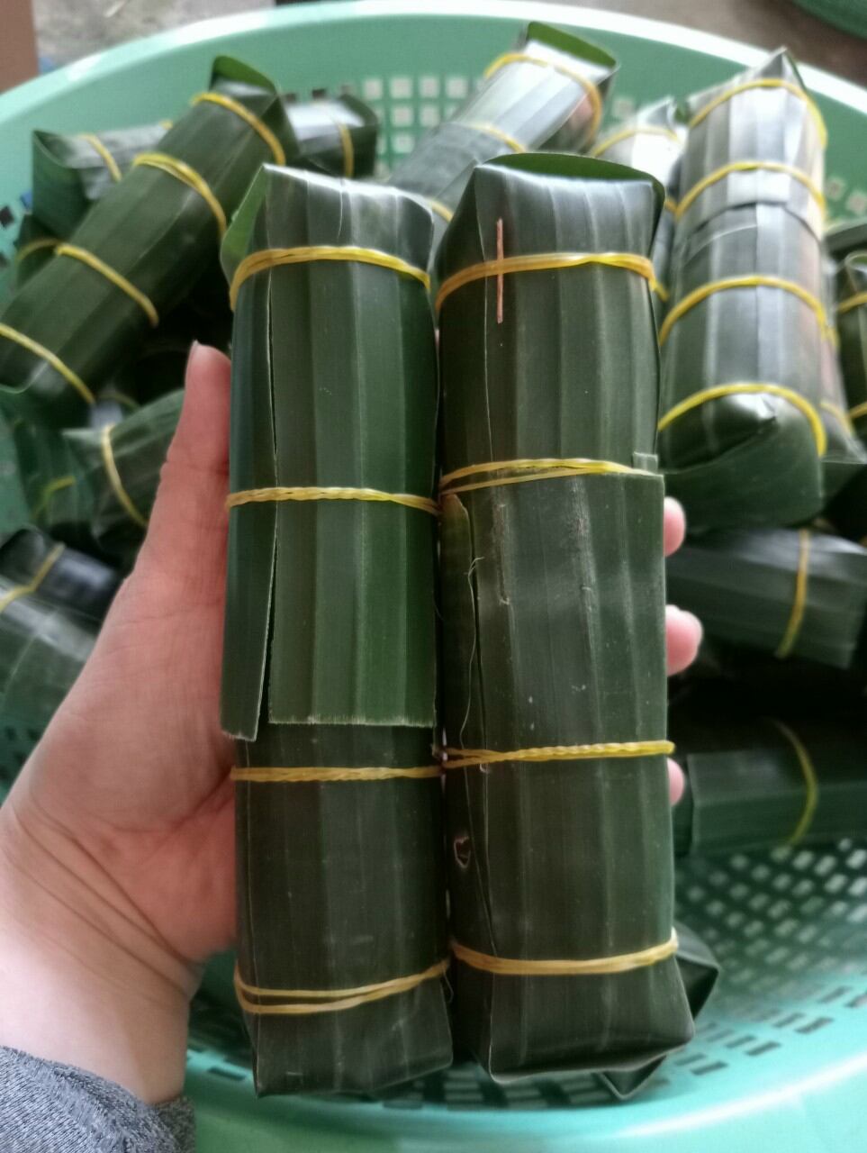 nem chua chay vỏ bưởi