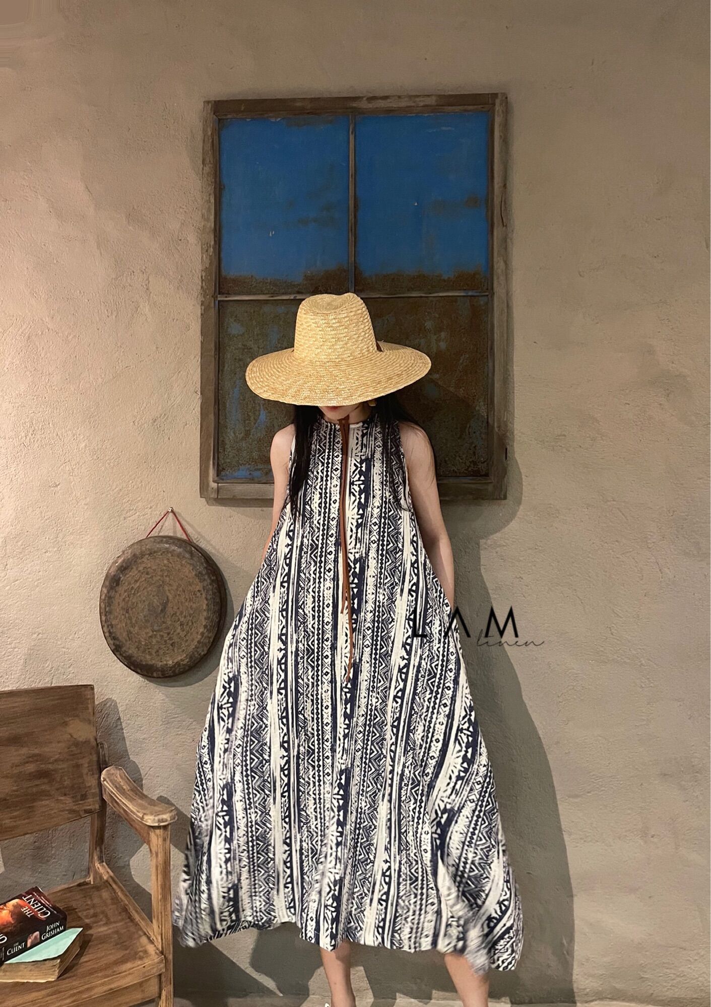 Váy Maxi xoè có túi, lưng đính nút vải Linen- Maxi Dress Linen