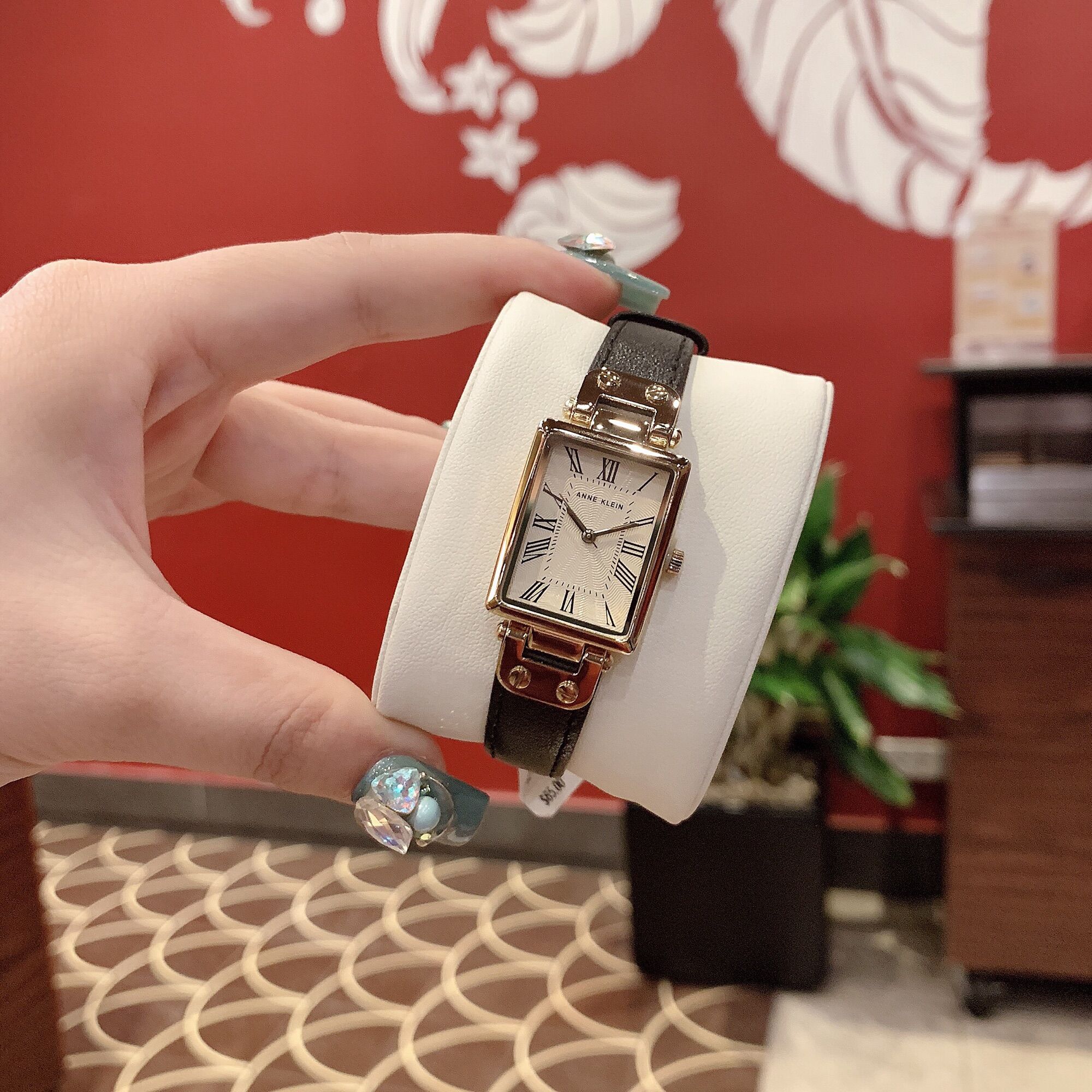 Đồng hồ nữ Anne klein