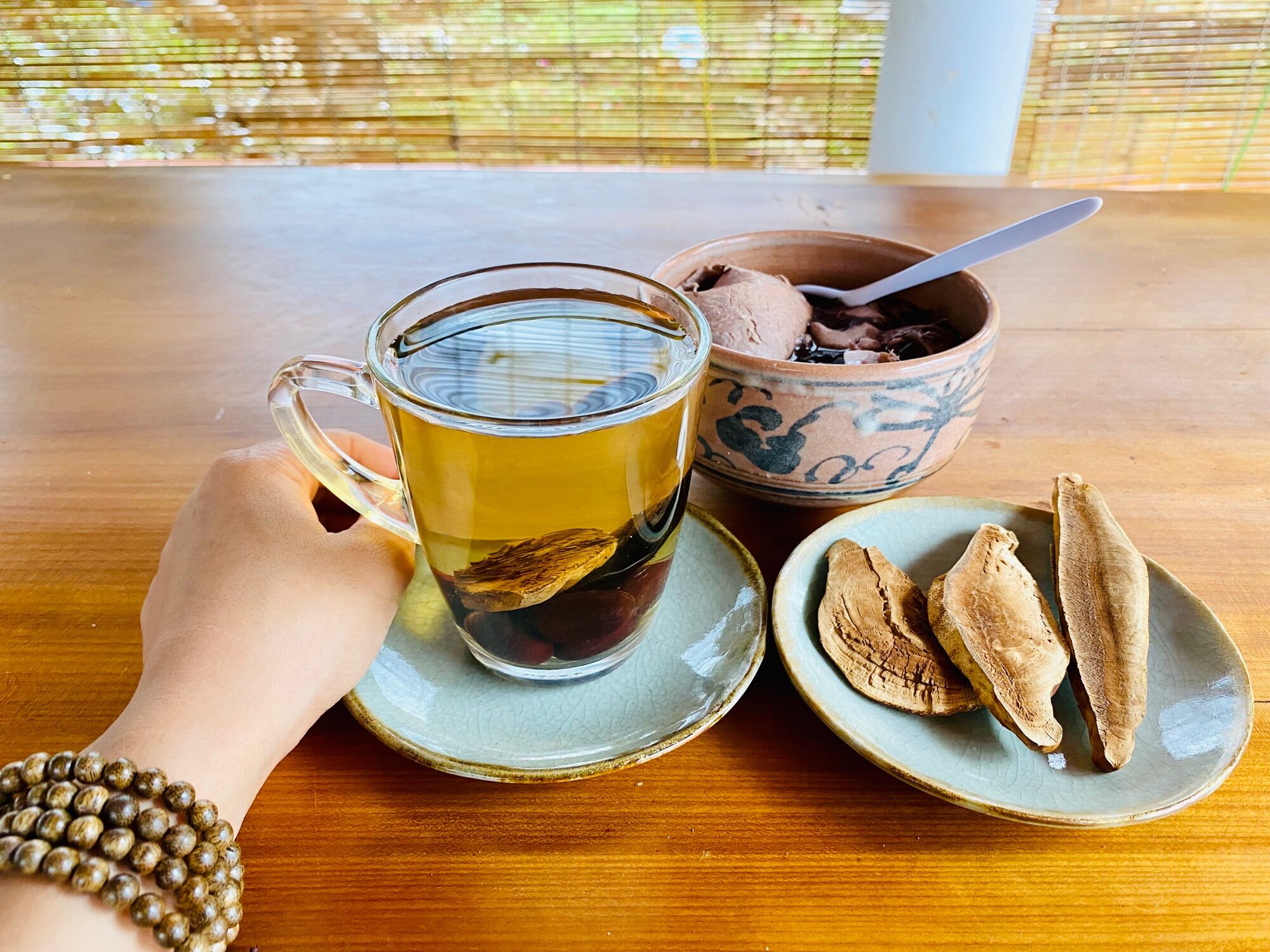 Nấm linh chi rừng thái lát