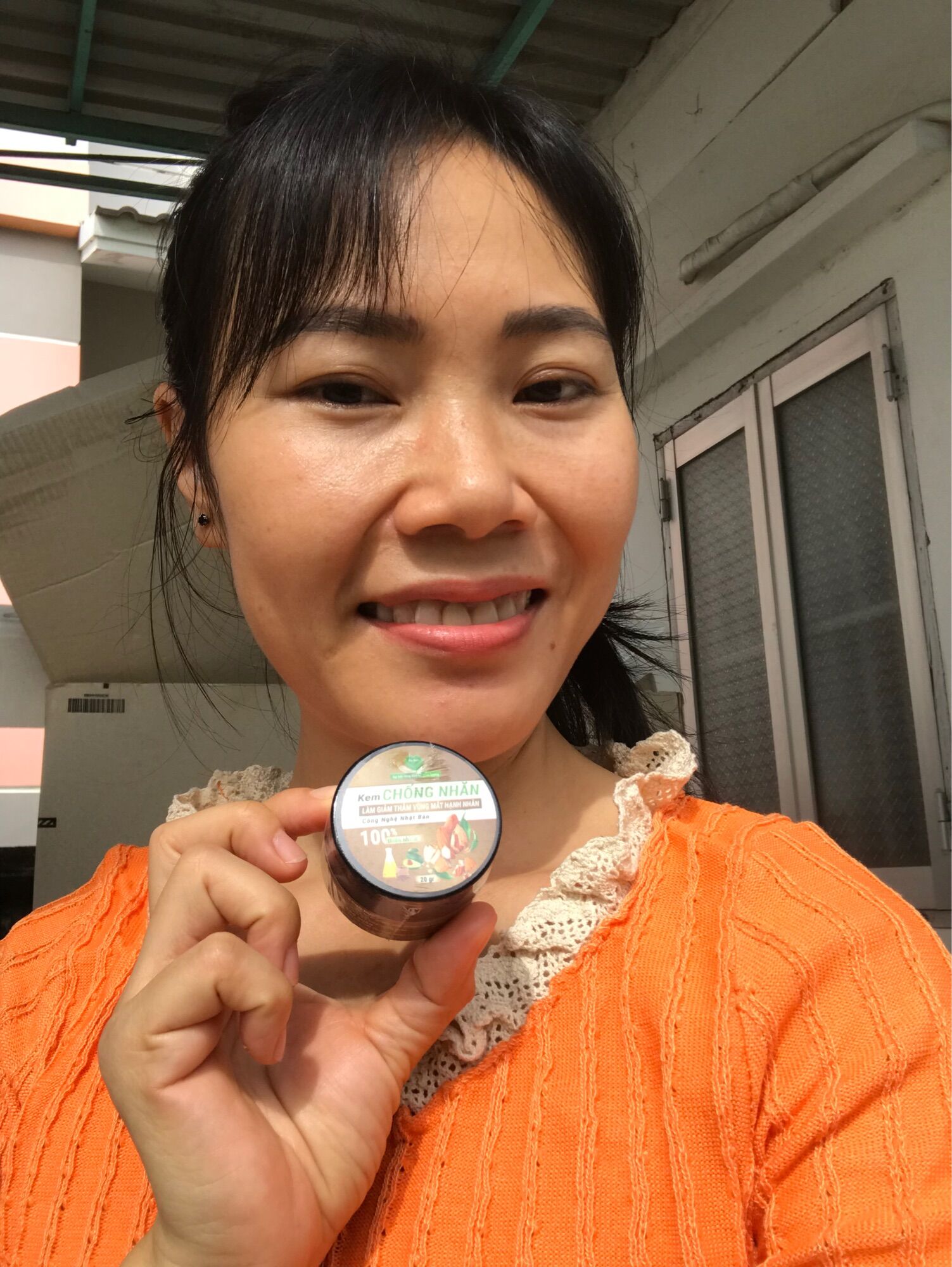 Kem mắt Mẹ Ken